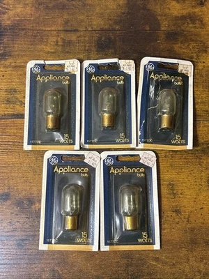 G E 15T7DC Lighting 15-Watt Clear Appliance Bulb Lot Of 5 - Image 1 of 3