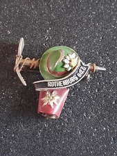 Pin brooch. Rothenburg Odt. Collection Tourisme Sation, Montagne, Ski.