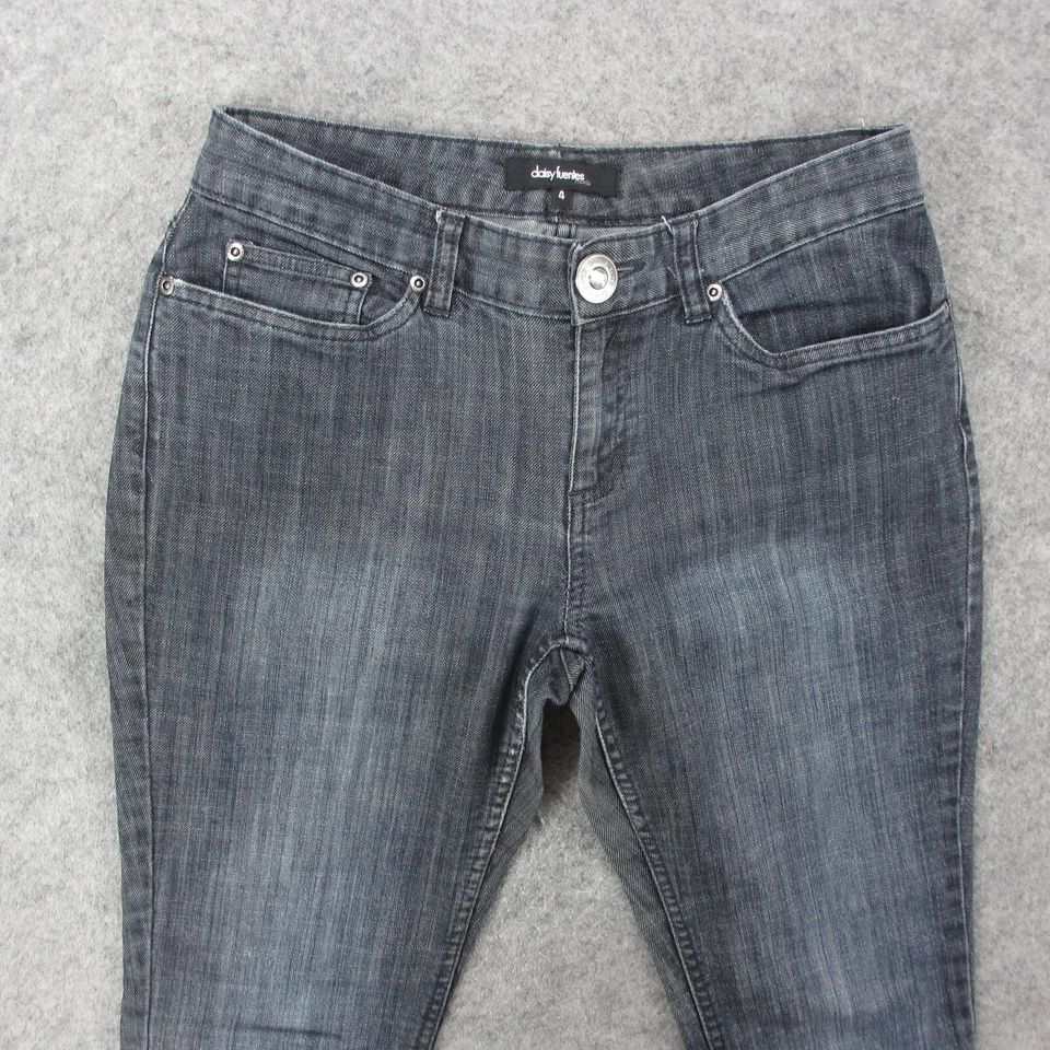 Daisy Fuentes Jeans Women's 4 Black Medium Wash Skinny Jeans - Image 2 of 4