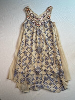 white and gold dress mystery ASHLEYlauren Style 12264