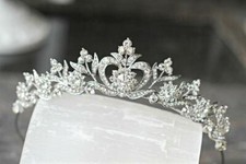 Pure 925 Silver Truly Beautiful  Gorgeous Round Fine Crystallized Bridal Tiara