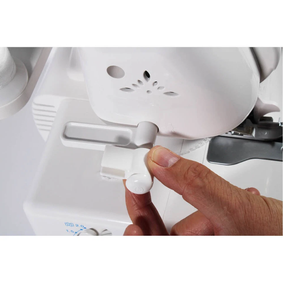 GRITZNER 788 Version 2025, Fadenabschneider, Klarsichtfuss, LED + 5 Sonderfüße - Bild 4 von 4