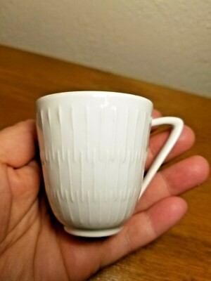 Hutschenreuther Selb APART White Lines Espresso- Demi-DEMITASSE CUP (only) EUC!