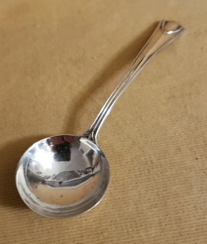 Vintage Sterling Silver Cream Sauce Spoon Ladle 14 grams Art Nouveau
Opens in a new window or tab