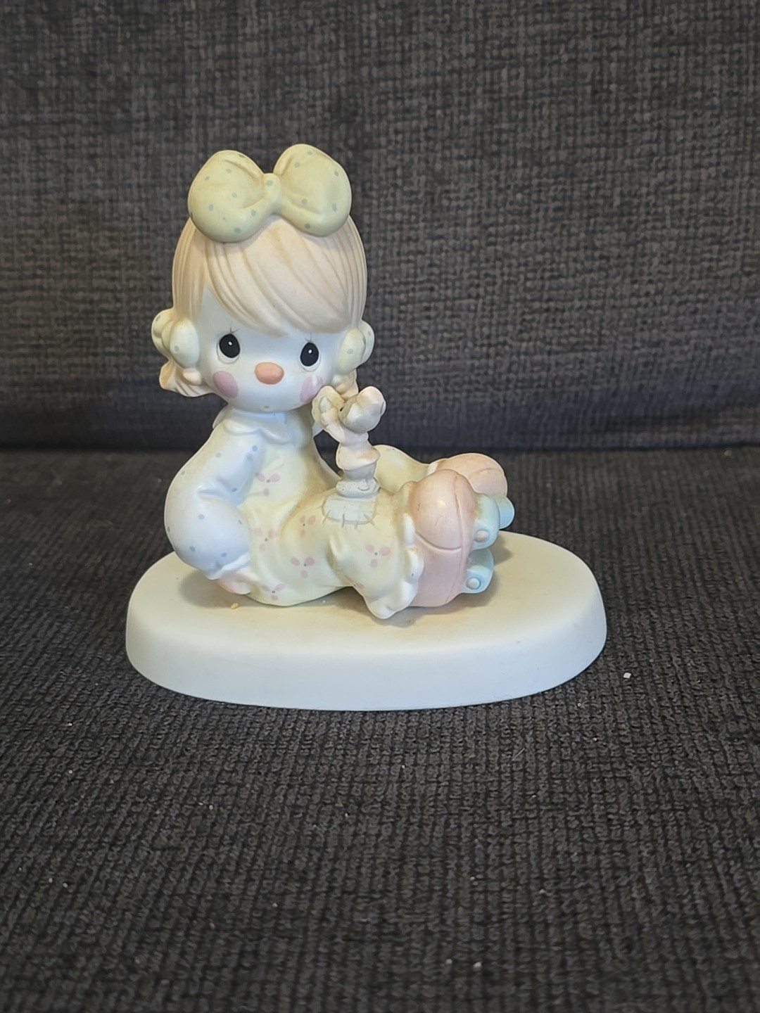 Vintage 1994 Precious Moments 'A FRIEND IS SOMEONE WHO CARES' Figurine Trumpet