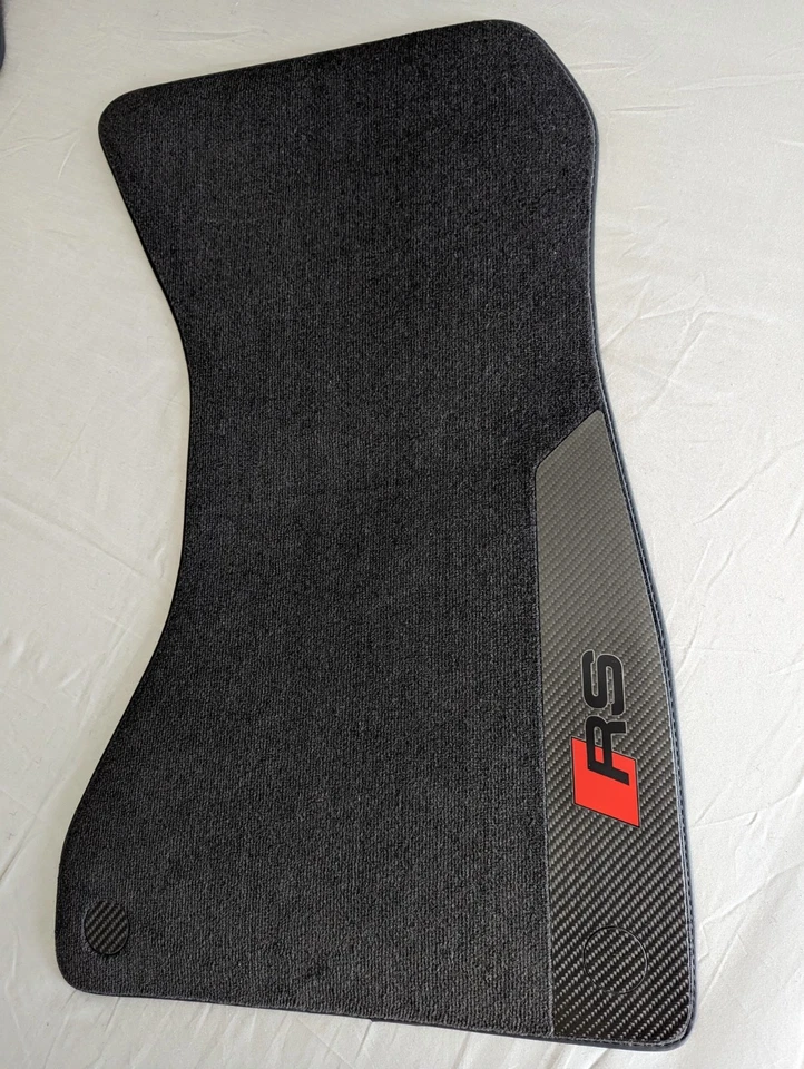 Alfombrillas terciopelo carbono negro Audi A5 RS5 Sportback F5A 2018-2025 Foto 3 de 4