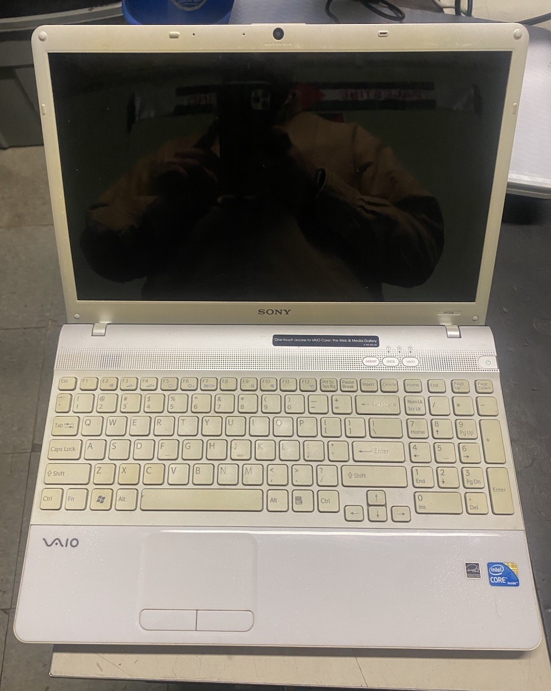 Sony Vaio VPCEB 15.5" Laptop i5-M460 2.53GHz 8GB Ram 320GB H