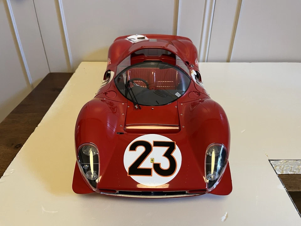 Ferrari 330 P4 1:8 IXO Models - Immagine 4 di 4