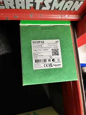 Schneider Electric TeSys Circuit Protector 24 to 32A GV2P32