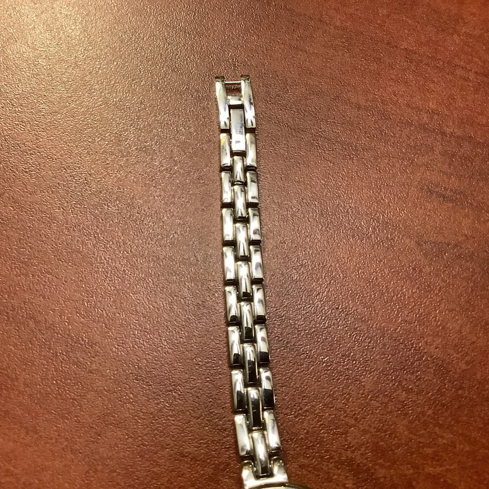 Chico’s~Reloj Analógico~Correa de Reloj Pulsera Eslabón Plateado/Diseño Turquesa y Plata~ Foto 3 de 4