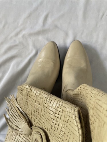Laredo Womens Beige Western-Style Cowboy Boots 6.5M Leather Upper & Lining With - Picture 7 of 7