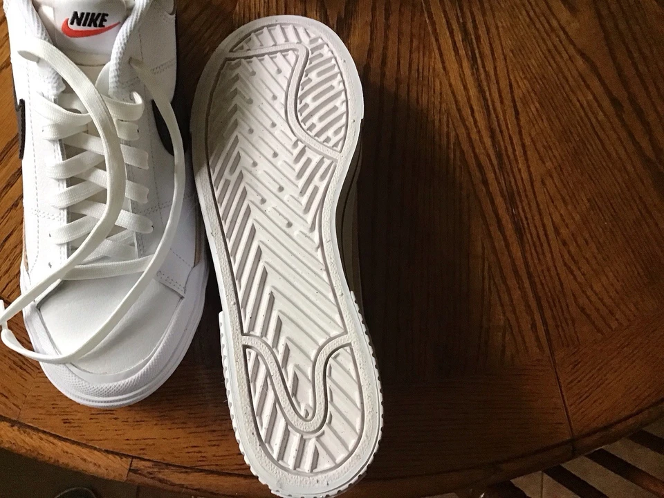 Talla 9 - Nike Court Legacy Lift Low Blanco Cáñamo W Foto 4 de 4