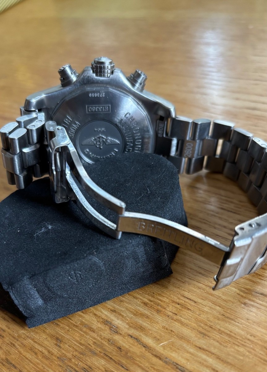 Breitling Chrono Avenger View 3