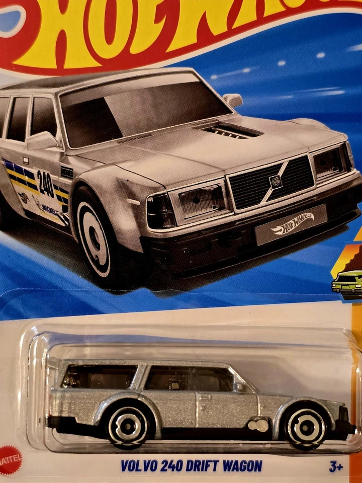 ERROR 2025 🔥🔥 HOT WHEELS #227 Volvo 240 Drift Wagon SUPER RARE! SEE MY STORE - Image 3 of 4