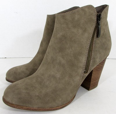 michael shannon booties