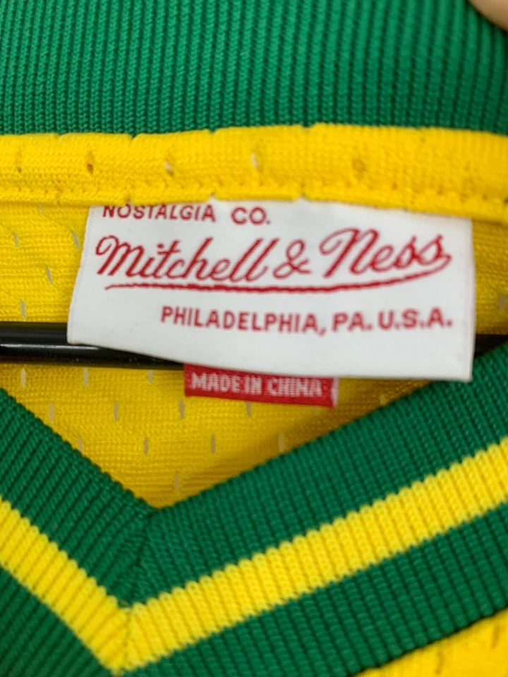 Nueva camiseta Oakland A's Mitchell & Ness Cooperstown 1984 Henderson 2XL RT10286 Foto 2 de 4