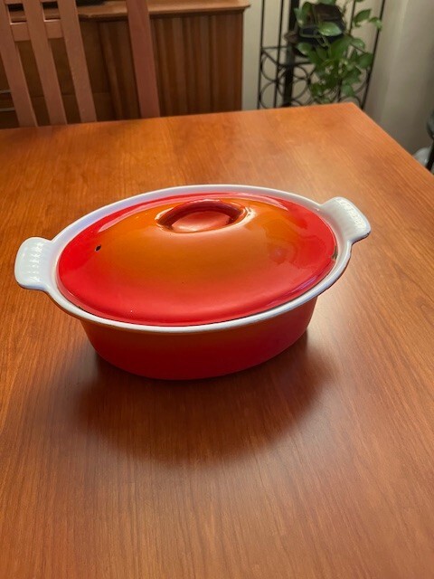 ヴィンテージ　DESCOWARE BELGIUM Flame Bean Pot Descoware Cast Iron Oval Orange Flame Pot w/ Lid 10