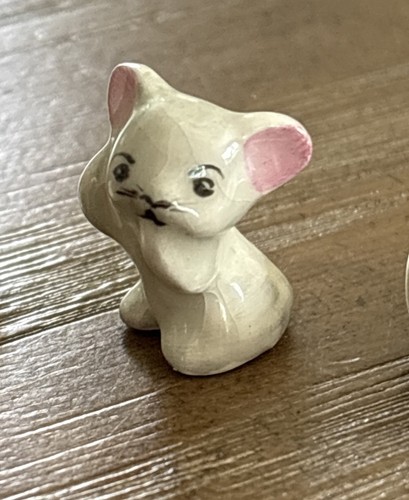 Miniature Porcelain Cat Kittens Figurines Pink Ears 1” Tall Set of 3 - Picture 11 of 16