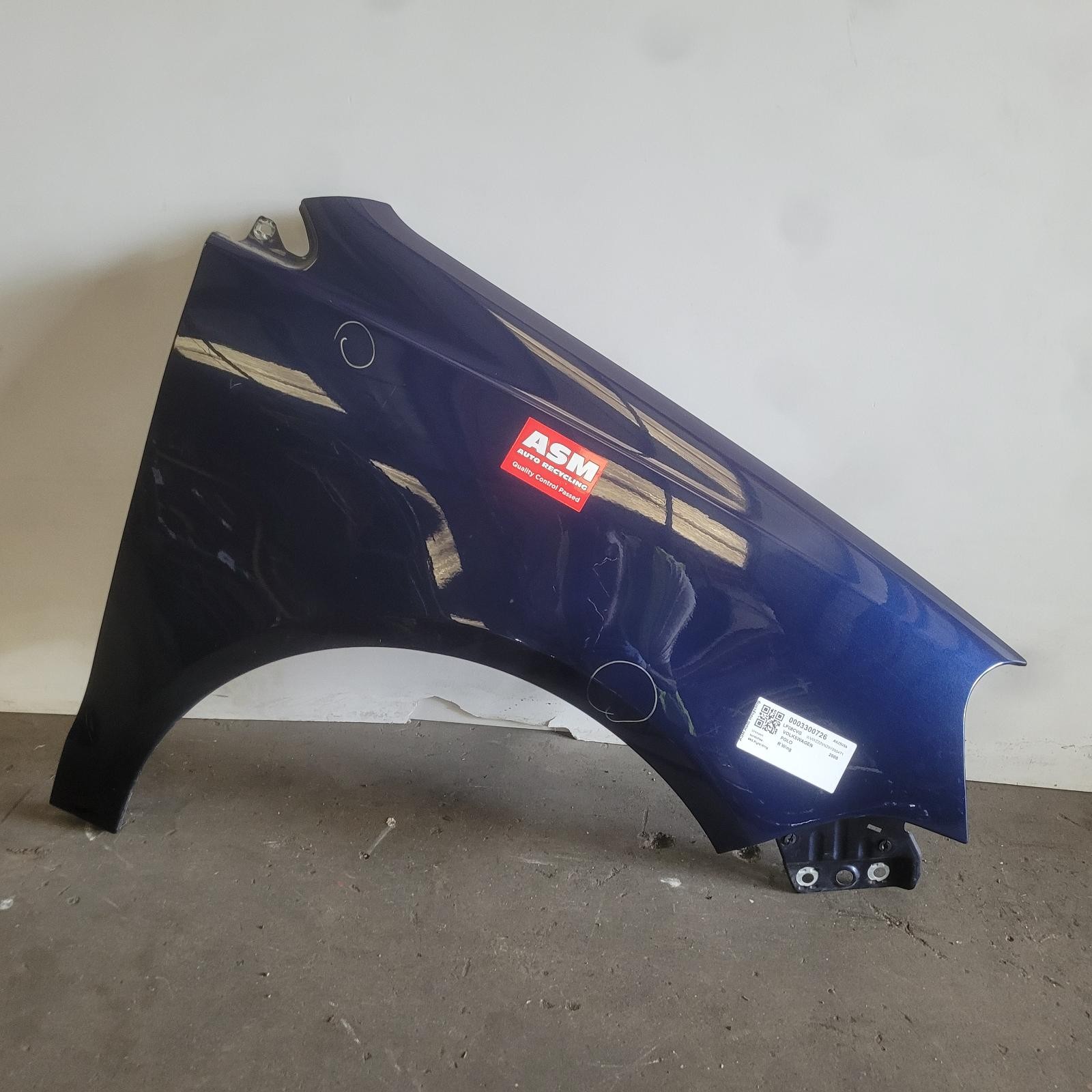 VOLKSWAGEN POLO 9N3 2008 RIGHT FRONT WING 5 DOOR HATCHBACK BLUE 6Q0821106E