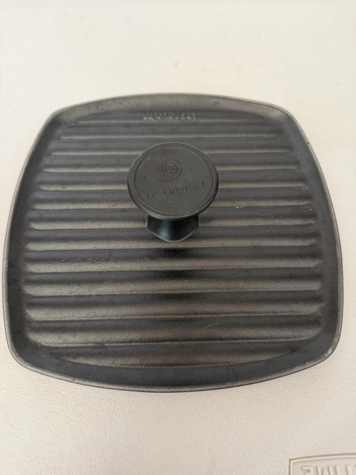 Le creuset Panini Press Cast Iron 9”x9”