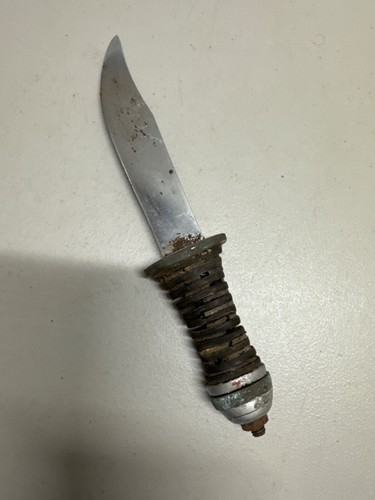 vtg hunging knife 5 3/4" blade