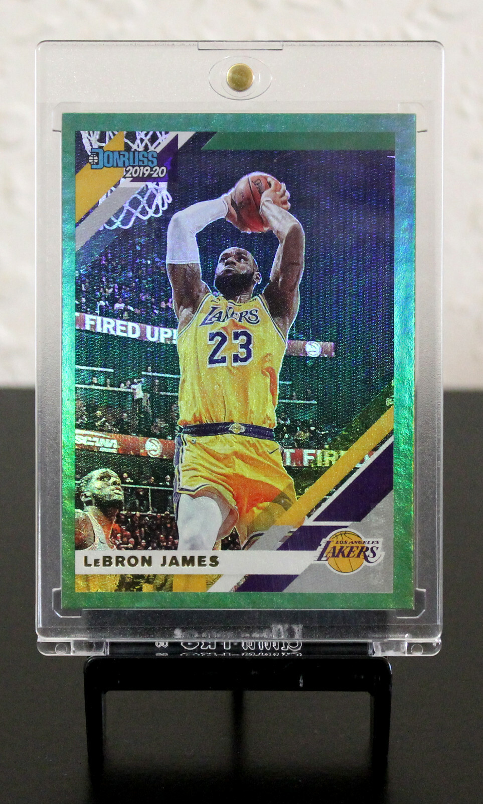 2019-20 Panini Donruss LeBron James "Green Flood" Base Card Parallel #94. New.