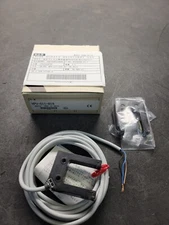 Azbil HPV-S11-019 Photoelectric Sensor.