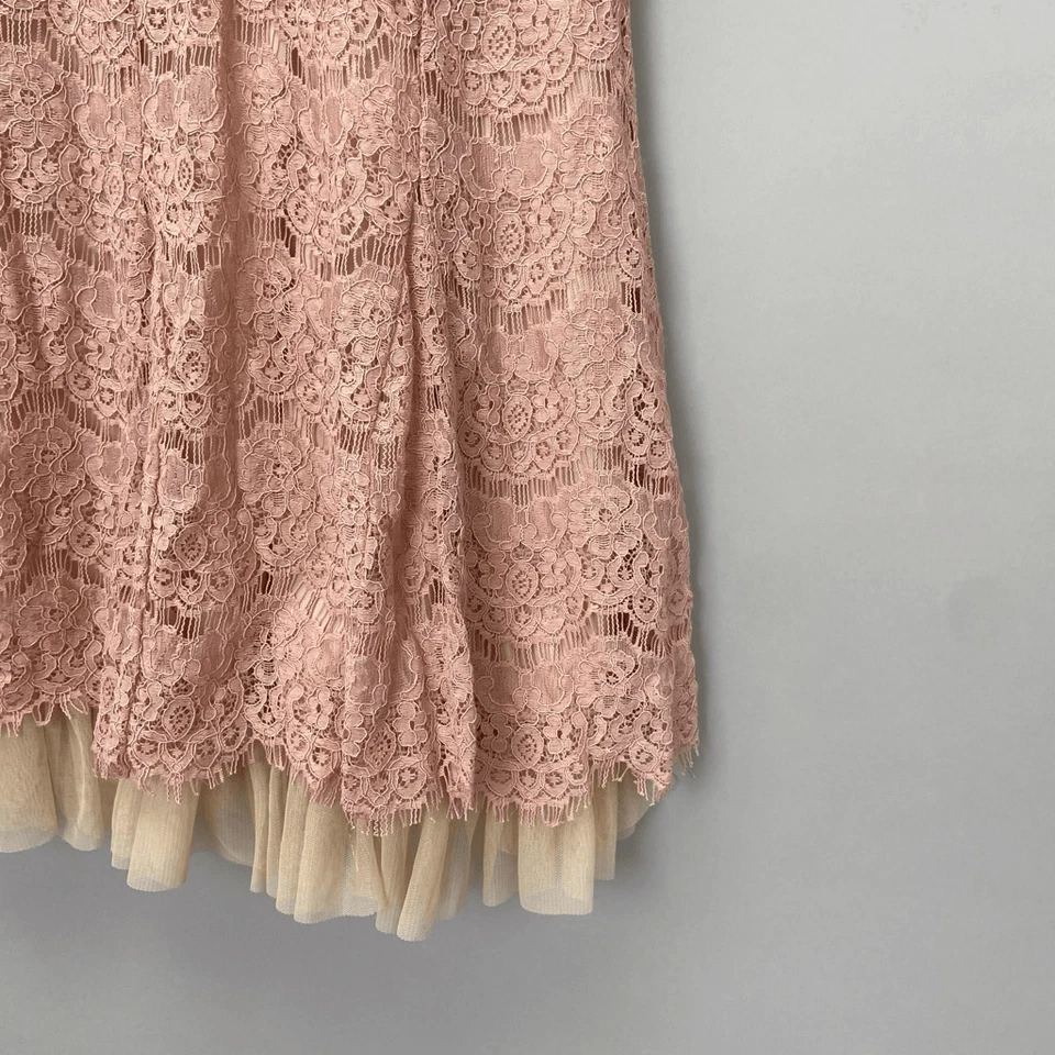 Vestido Trixxi Clothing Rosa Rubor Sin Mangas Ajuste y Acampanado Talla M Floral Encaje Foto 3 de 4