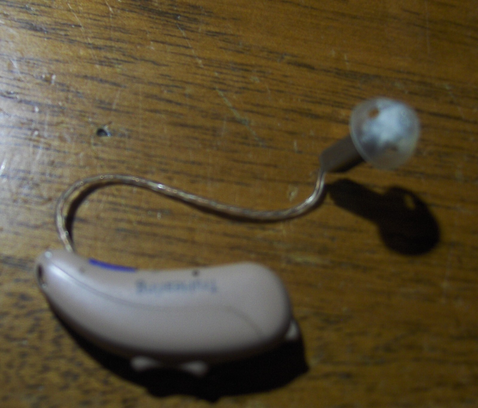 TruHearing TH Advanced RIC 19 Hearing Aid with all original Accessories
