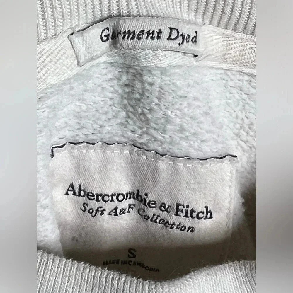 Abercrombie Crew Neck - image 5