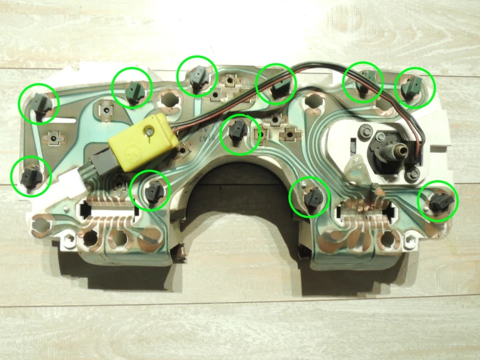 Cuadro de instrumentos LED azul hielo para Chevy 82 89 Camaro IROC Z28 Foto 2 de 2