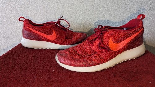 nike roshe red and white