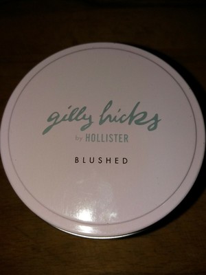 gilly hicks blushed