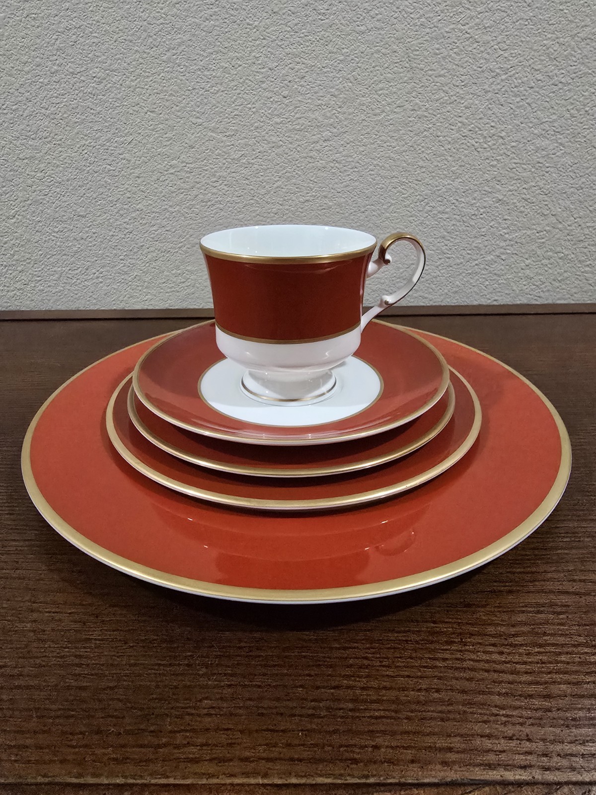 S Bone China, Japan.