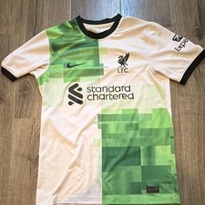 Liverpool Mohamed Salah #11, 22/23 minecraft Kit. Size M, Used fair condition.