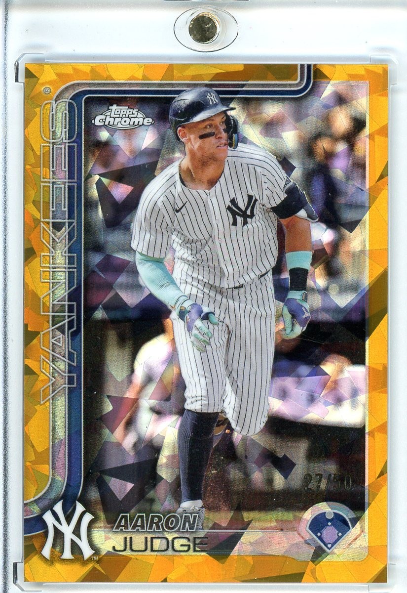 2022 Topps Chrome Sapphire #99 Aaron Judge Gold Sapphire 27/50 -Yankees