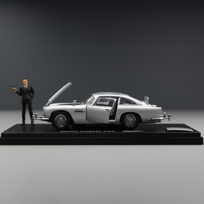 ジェームズボンドカーDB5 collectibles Amazon.com: Motor Max Aston-Martin DB5, James Bond 79857WSV - 1/24