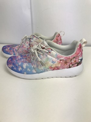 nike roshe run cherry blossom