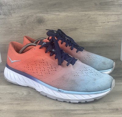 hoka cavu 2