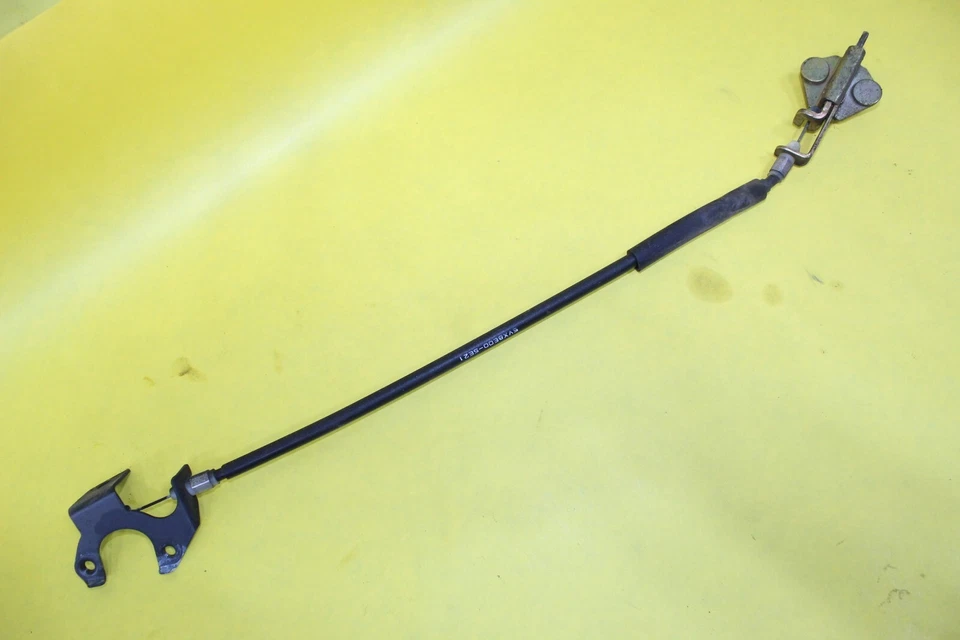 Yamaha FZ6 2006 pestillo asiento trasero Foto 4 de 4