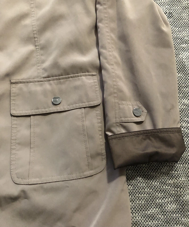 Gabardina East 5th para mujer talla M beige con capucha Foto 2 de 4