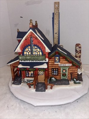 Holiday Time ''Hitt's Ski School'' Complete Village Collectibles Christmas Tested