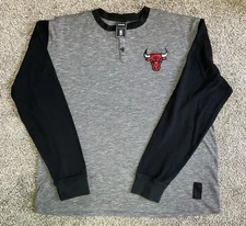 Chicago Bulls 2XL Long Sleeve Henley Winter Thermal NBA Shirt UNK Basketball