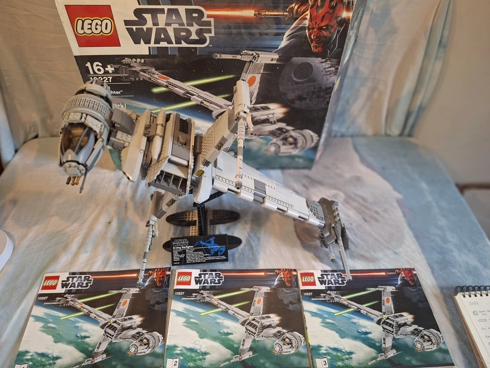 LEGO Star Wars 10227 B-wing Starfighter, foto 2 di 5