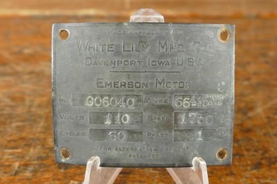 Vintage White Lily Mfg Co Emerson Fan Motor Brass ID Nameplate Tag Sign Emblem