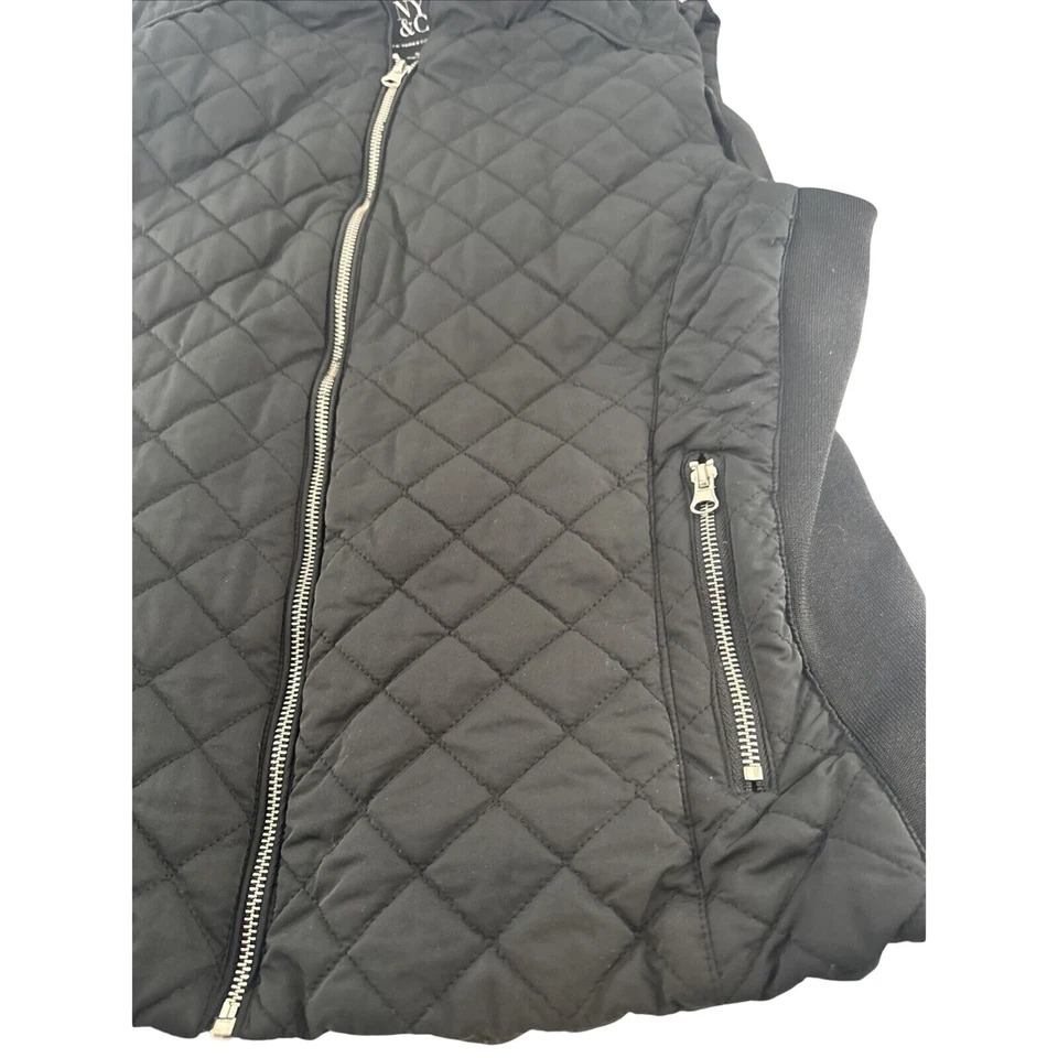 Black Puffer Vest Woman Size XL Full Zip Collared Quilted New York & Company  - Image 3 of 4