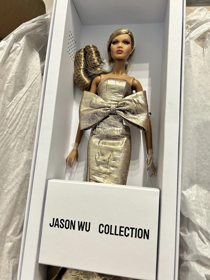 Fashion Royalty Integrity Toys Jason Wu Nadja Optical Gold Nude Doll - Immagine 3 di 3