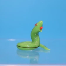Vintage Hand Blown Art Glass Miniature GREEN SNAKE 1” Tall Animal Figurine DECOR