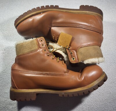 New mens Timberlands boots size 12w , color Tan . Men main image 3