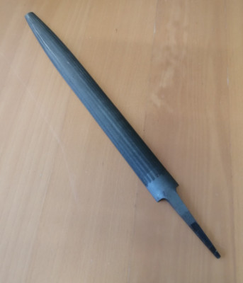DFM Corona Feile Werkstattfeile Halbrund Hieb 3 Länge 350 mm (B08)